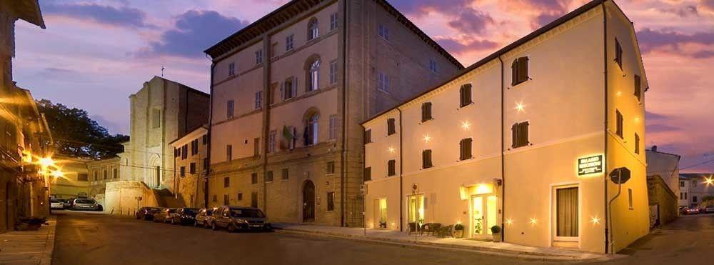 Palazzo Ruschioni Boutique Hotel Camerano Exterior foto